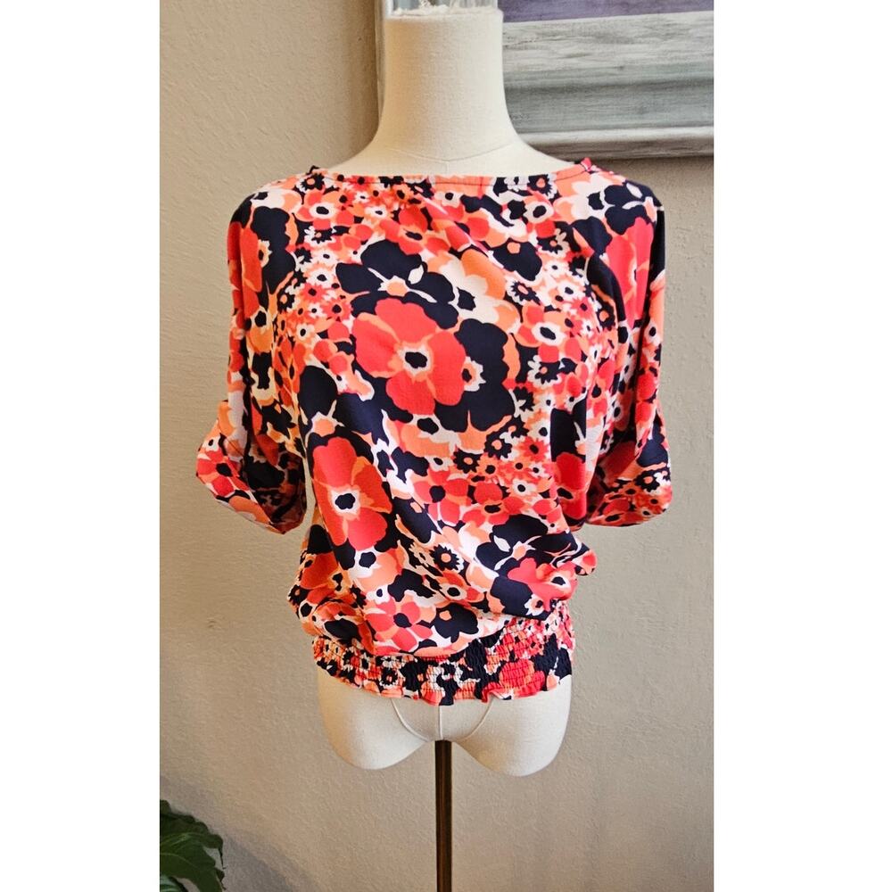 Floral Smocked-Hem Women's Top - Coral & Navy